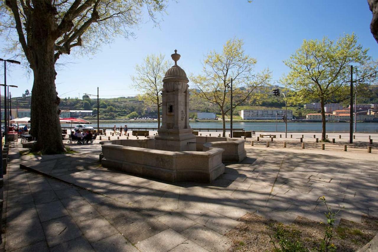 14º Esquadra — Cais Das Pedras Guest House Porto Exterior photo